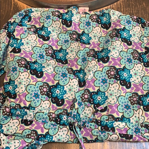 Lab coat💜 - Picture 2 of 4